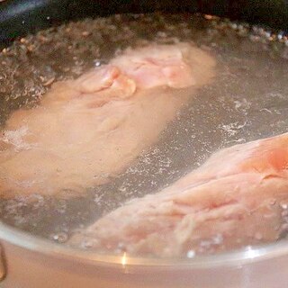 しっとりとりっ鶏むね肉を茹でる法